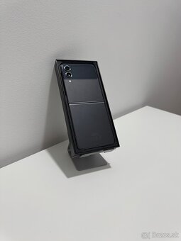 Samsung Galaxy Z Flip 4 128GB - 4