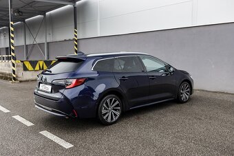 Toyota Corolla Combi 1.8 Hybrid 72kW e-CVT Style HEV 05/2023 - 4