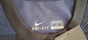Dres Manchester united - 4