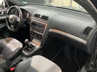 ŠKODA OCTAVIA RS 2.0 TFSI MANUÁL --TOP STAV-- - 4