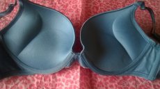 Predám Victoria Secret podprsenku Bombshell svetlo modrá - 4