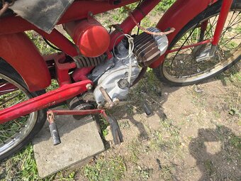 Motoguzzi kaktus Gardelino 80 ccm - 4
