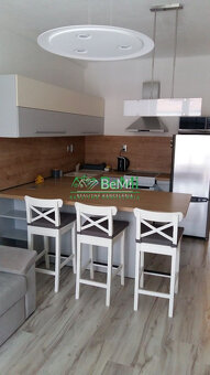 REZERVOVANÉ Centrum Nitry 3 - izbový byt v zateplenom tehlov - 4