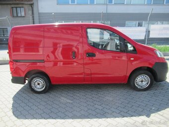 NISSAN NV200 - 4