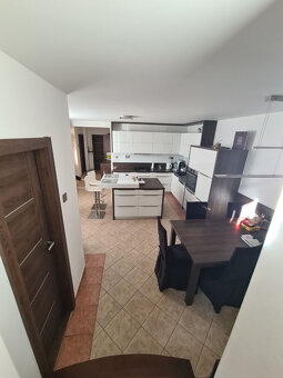 Banská Bystrica 4 izbový byt- sauna, bazén, altánok, záhrada - 4