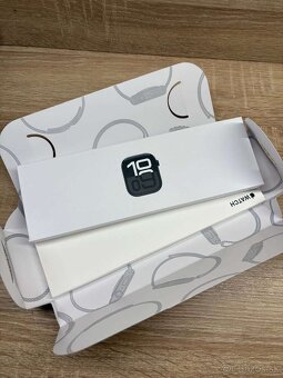 Apple Watch Series 10 - 4