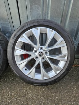 Letní alu kola Dofida 18" Škoda Superb 235/45 R18 - 4