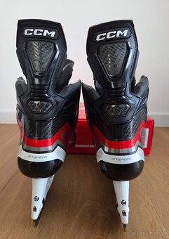 Korčule CCM Jetspeed FT6 Pro senior - 4