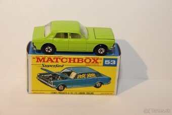 Matchbox SF Ford Zodiac MK.IV - 4