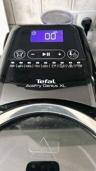 Teplovzdušná fritéza Tefal ActiFry Genius XL AH960830 Čierna - 4