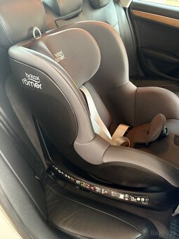 Autosedačka Britax Römer Dualfix M Plus i-Size - 4