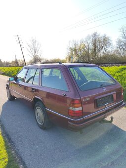 Mercedes w124T - 4