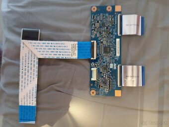 LG32LF5610 UE32J5572 - 4