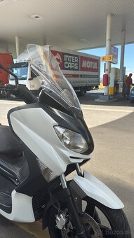 Yamaha xmax 125 - 4