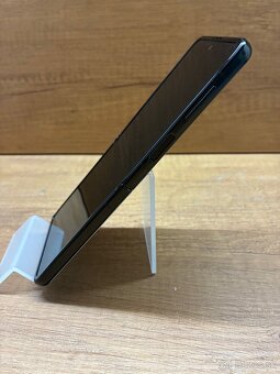 Samsung Galaxy Z Flip3 5G - 4