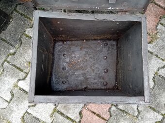 Železná truhlica - 4