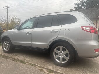 Predám zachovalý Hyundai Santa fe 4x4 - 4