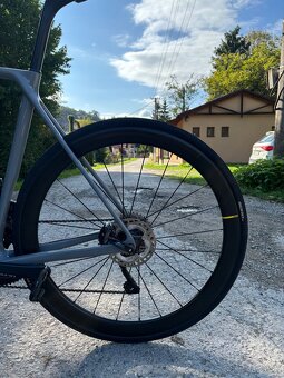 Canyon ULTIMATE CF SL 8 AERO - 4