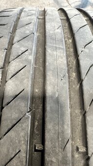 225/45/18 continental - 4