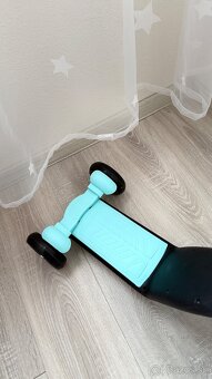 Kolobežka / odrážadlo s pedálmi - 4