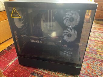 Predám hernú PC zostavu 5800x/3080 - 4