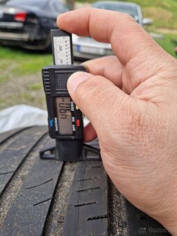 Predám Letné Pneu rozmer 245/45 R18 Y XL - 4