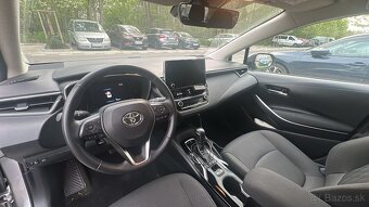 TOYOTA Corolla - 4