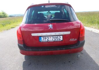 Peugeot 308 1,4 70kw 1 MAJ 91 000KM benzín manuál 70 kw - 4