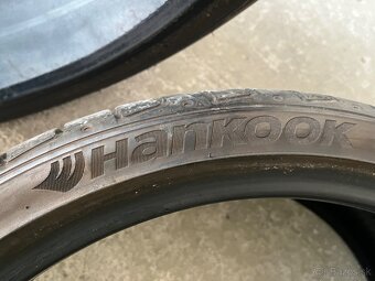225/35 r19 - 4