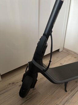 Elektrická kolobežka Ninebot by Segway E2 4585 - 4