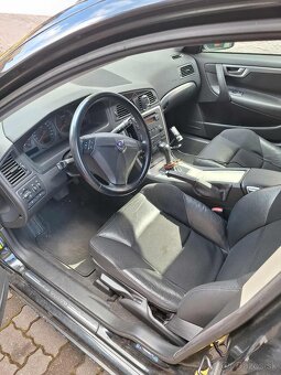 Volvo S60 2.4D5 - 4
