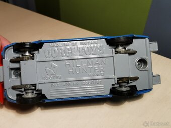 Corgi toys Hillman Hunter - 4