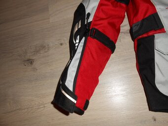 Predam novu 3 vrstvovu moto bundu RICHA INFINITY o velkosti - 4