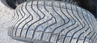 Celoročné gumy s AMG dysami 265/45/20 - 4