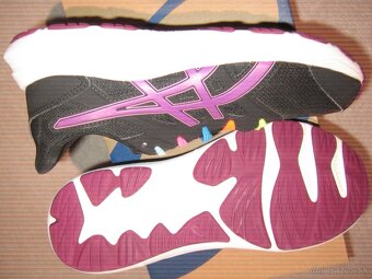 ASICS vel. 37,5 - 4