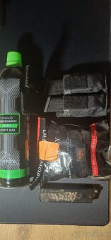 Airsoft pištoľ Glock 18C - 4