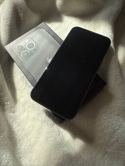 IPHONE 13 PRO + KOMPLET VÝBAVA - 4