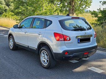 Nissan Qashqai 4x4 benzín 2.0i, automat, ťažné,STK do 4/2027 - 4