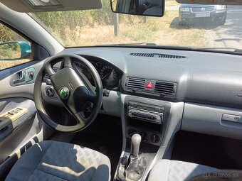 Oktavia Škoda 1.8 20V turbo benzín - 4