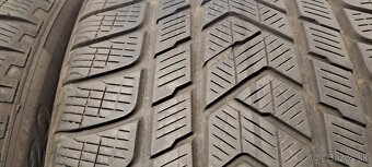 Predám zimný dvojrozmer 275/45r20+305/40r20 Pirelli - 4