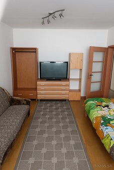 prenájom 3-izbový kompletne zariadený byt v Rohožníku - 4