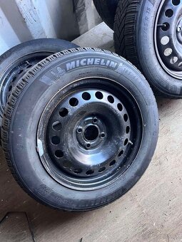 Predám zimné pneumatiky Michelin na diskoch - 4