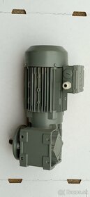 Elektromotor s prevodovkou 550W - 4