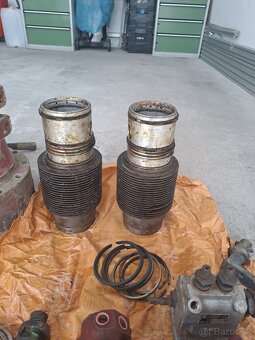 Náhradné diely na traktor RS 09 - 4