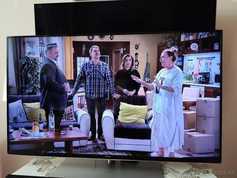 Predám SMART 3D LED TV SAMSUNG UE50H6200AK Full HD s Wi-Fi - 4