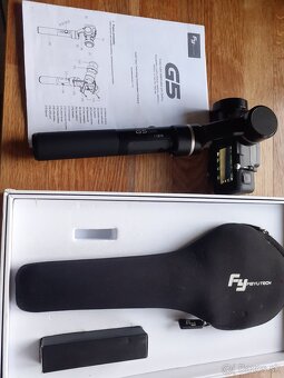 GoPro HERO5 Black + Gimbal Feiyu Tech G5 + 10ks baterii, atd - 4