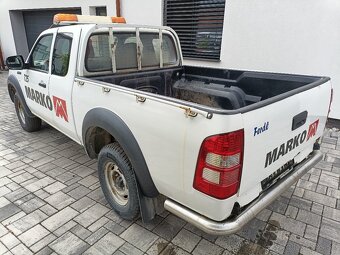 Ford Ranger 2.5d 4x4 - 4