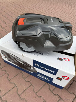 Robotická kosačka HUSQVARNA AUTOMOWER 310 - 4