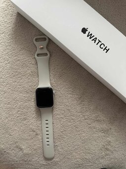 Apple Watch SE - 4