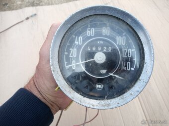 Octavia budík tachometer a palivomer - 4